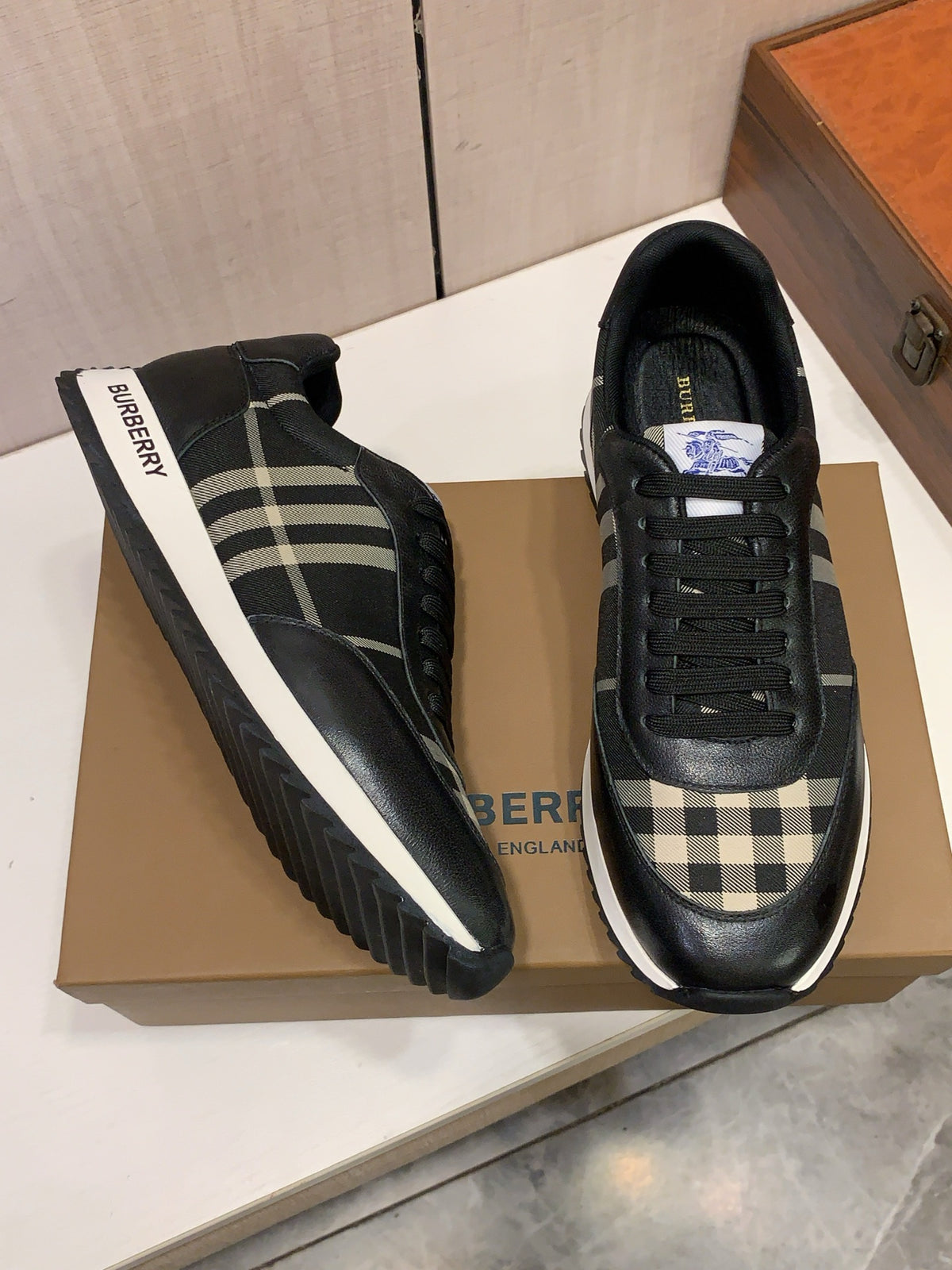 BURBERRY Black Check-Panel Low-Top Sneakers | British-Inspired Retro Style