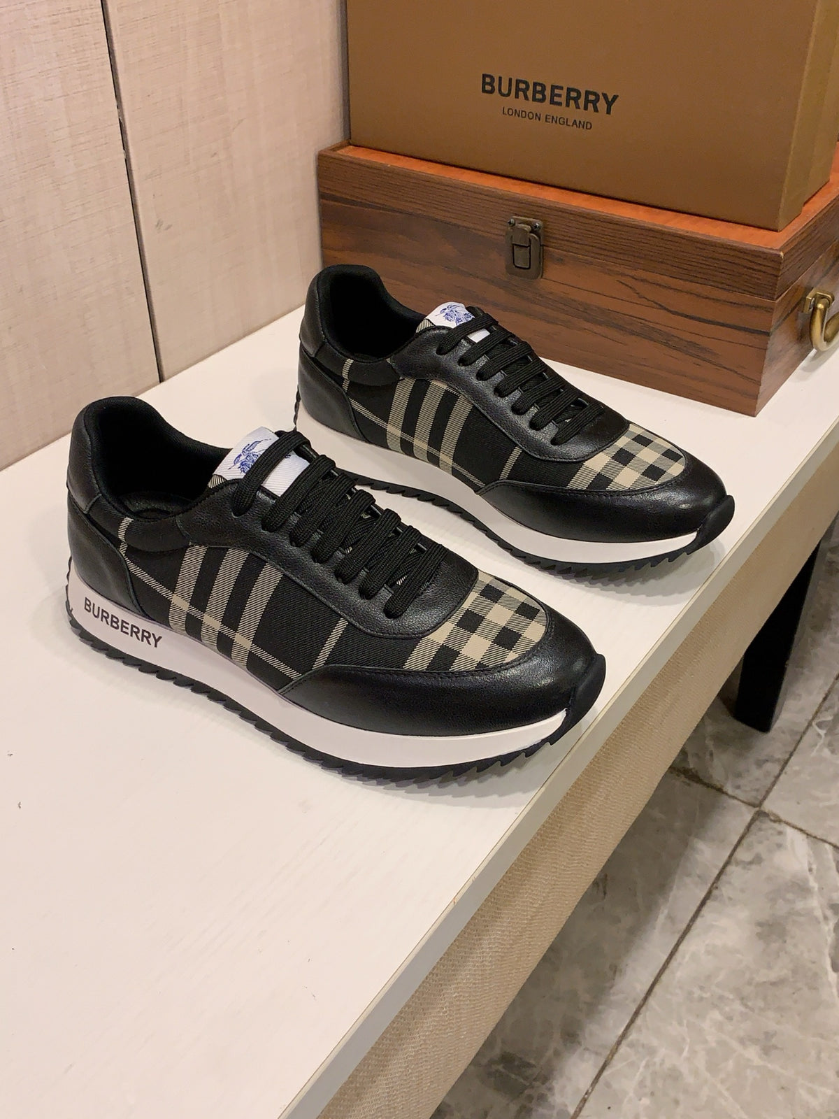 BURBERRY Black Check-Panel Low-Top Sneakers | British-Inspired Retro Style