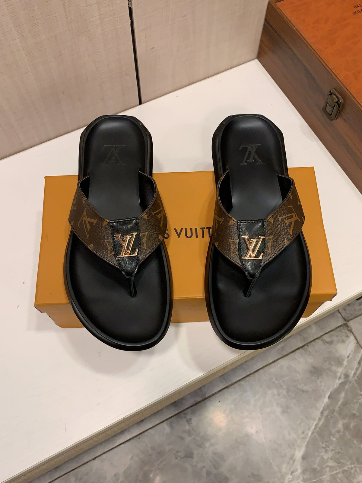 Men’s Black & Brown Monogram Thong Sandals | Gold-Tone Letter Accent