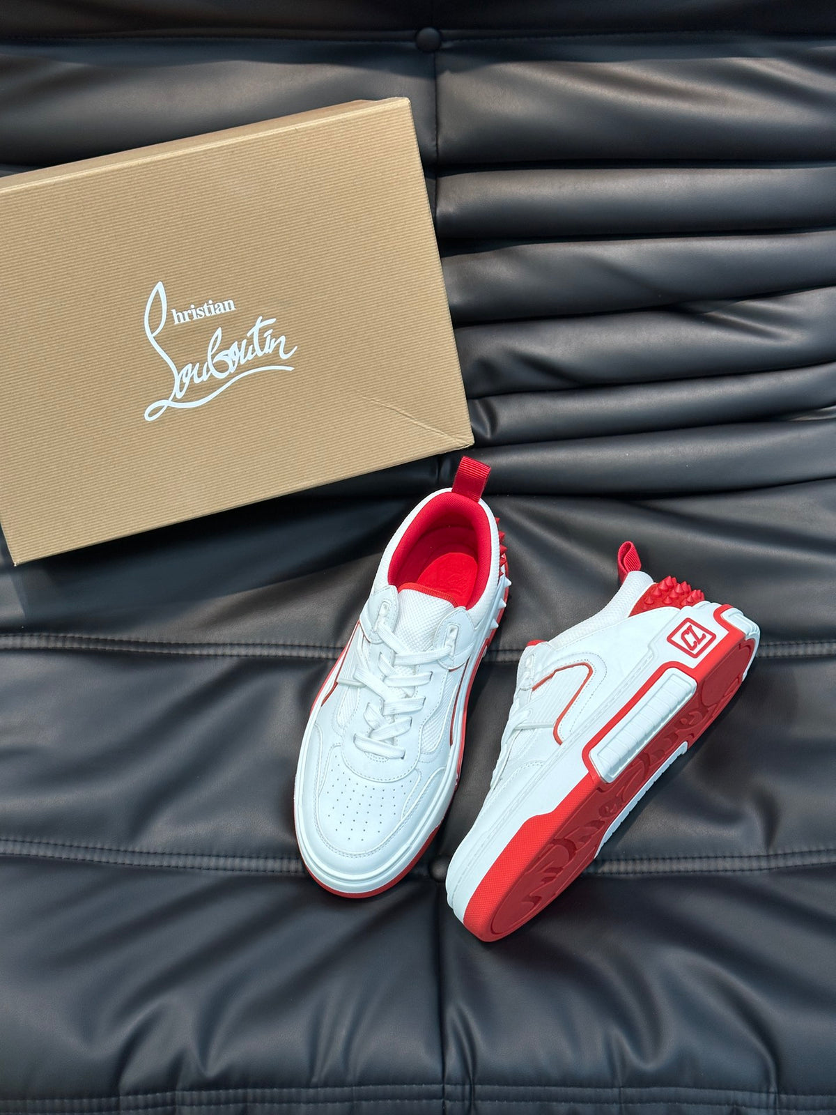 White & Red Lace-Up Sneakers | Bold Contrast Accents, Classic Low-Top Energy