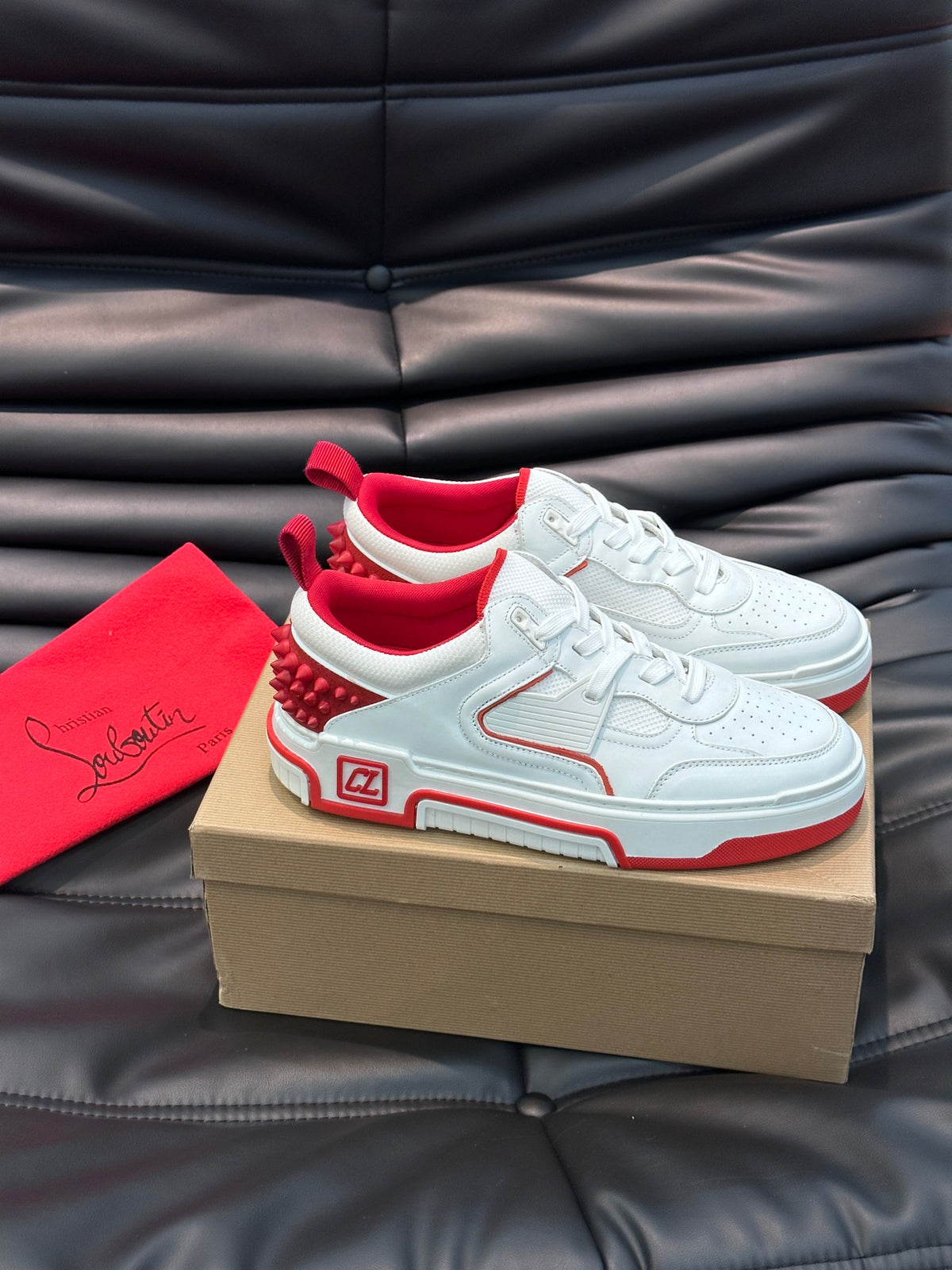 White & Red Lace-Up Sneakers | Bold Contrast Accents, Classic Low-Top Energy