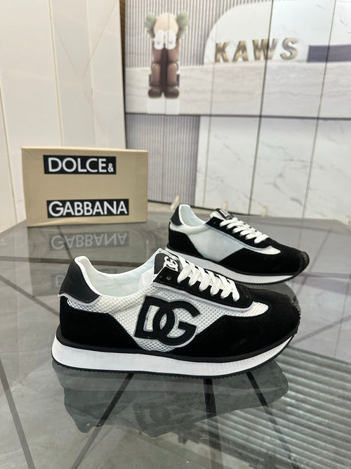 Black & White Retro Sneakers | Contrast Panels & Statement Side Detail